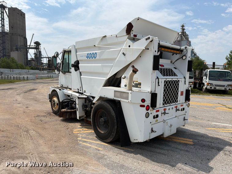 image for item FP3011 2001 Johnston M4 street sweeper