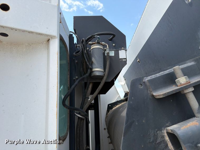 image for item FP3011 2001 Johnston M4 street sweeper