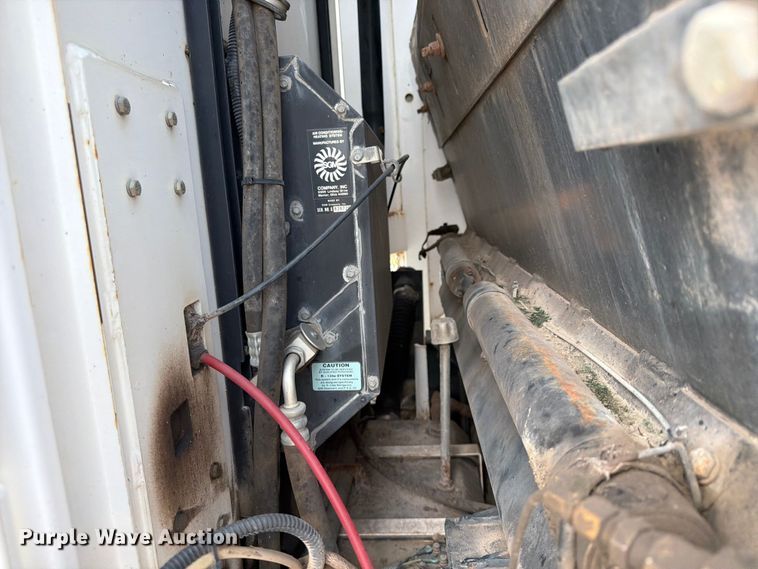 image for item FP3011 2001 Johnston M4 street sweeper