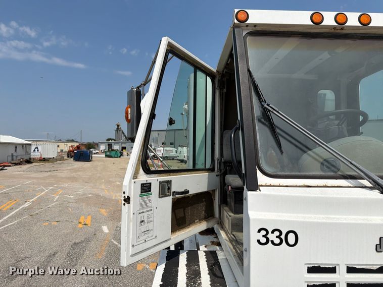 image for item FP3011 2001 Johnston M4 street sweeper
