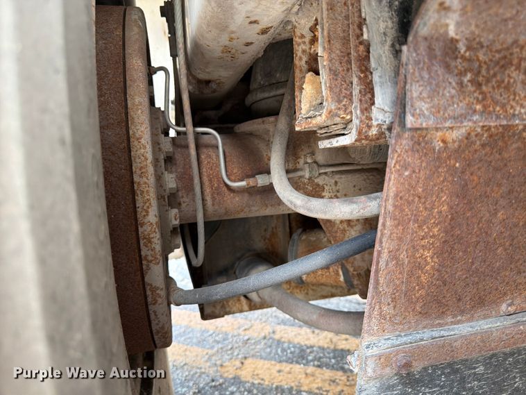 image for item FP3011 2001 Johnston M4 street sweeper
