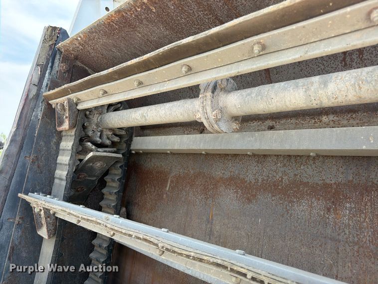 image for item FP3011 2001 Johnston M4 street sweeper