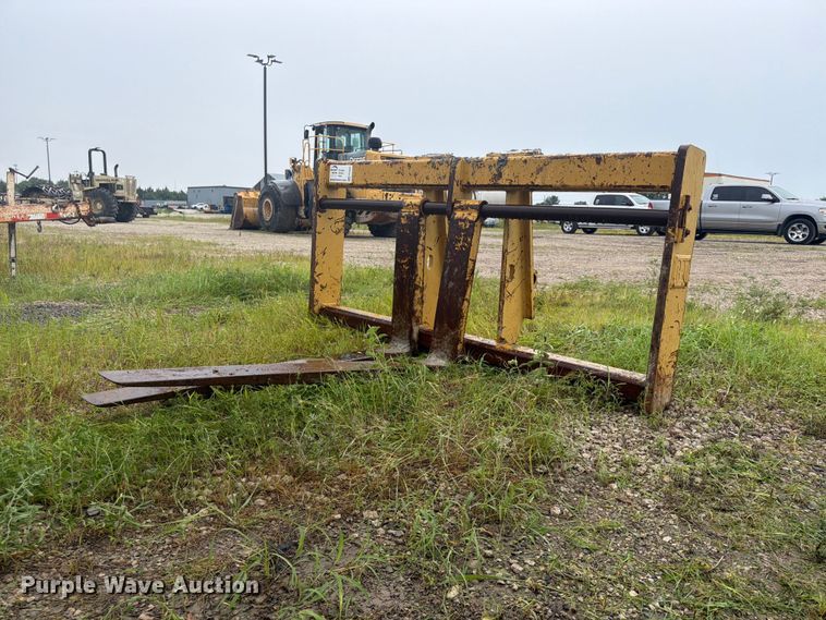 image for item FP4001 Caterpillar wheel loader forks