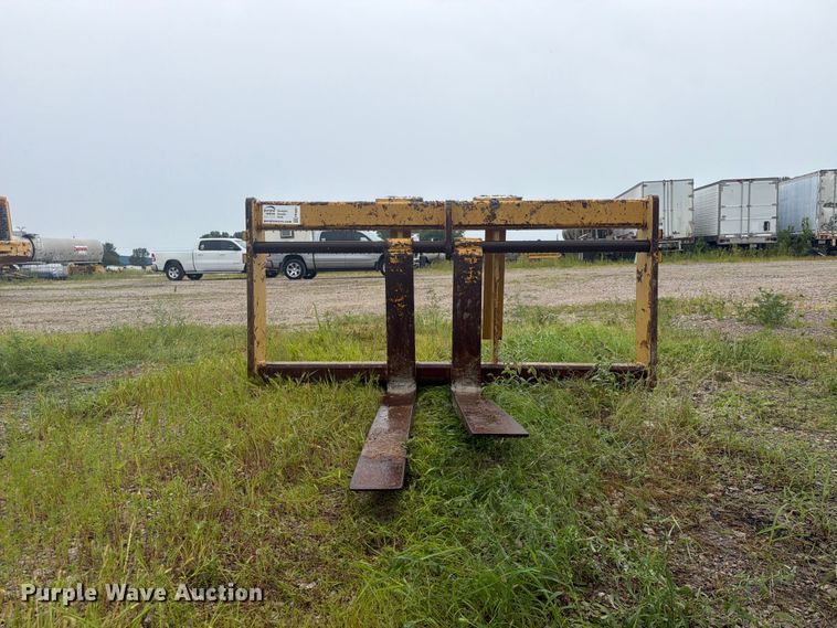 image for item FP4001 Caterpillar wheel loader forks