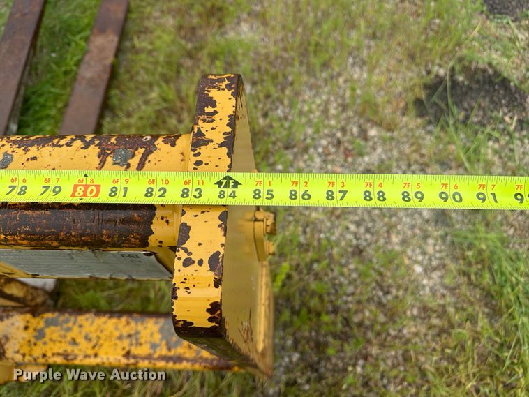 image for item FP4001 Caterpillar wheel loader forks