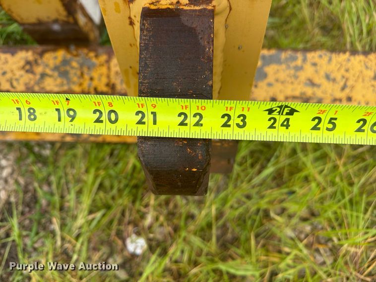 image for item FP4001 Caterpillar wheel loader forks