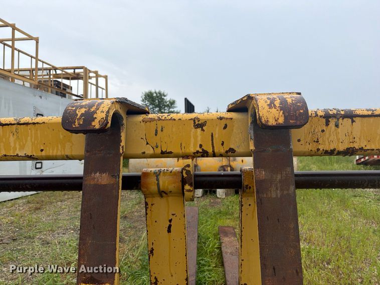 image for item FP4001 Caterpillar wheel loader forks