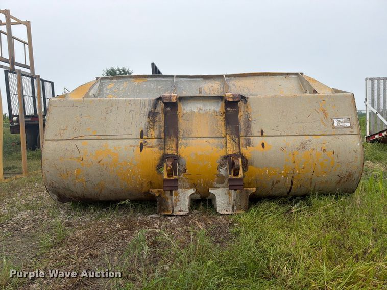 image for item FP4002 Caterpillar wheel loader bucket