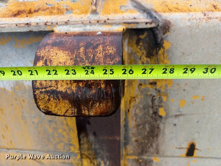 image for item FP4002 Caterpillar wheel loader bucket