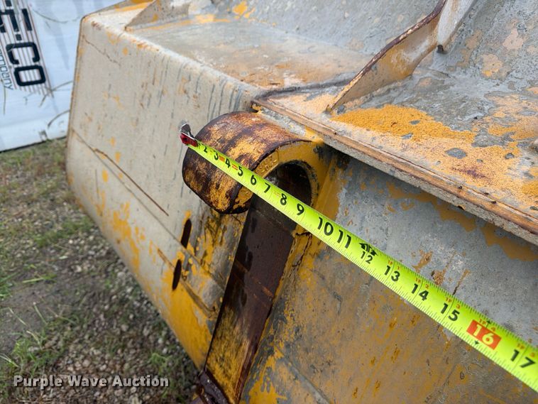 image for item FP4002 Caterpillar wheel loader bucket