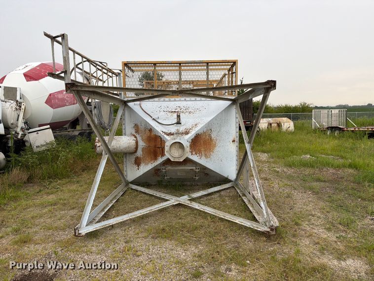 image for item FP4004 Con-E-Go concrete hopper