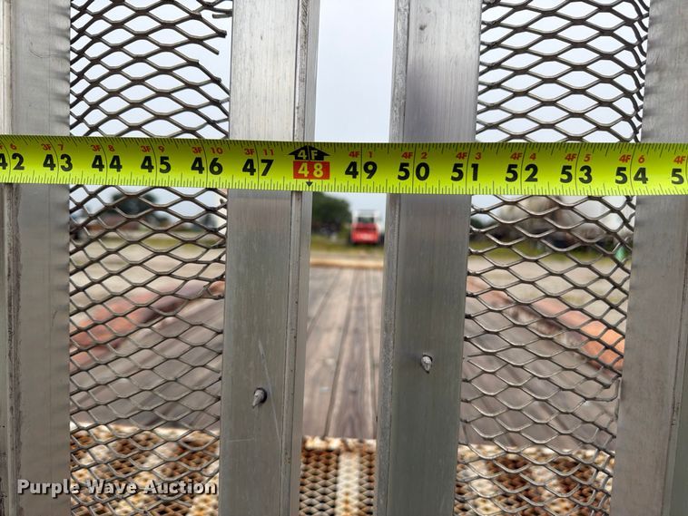 image for item FP4005 2002 Ullhaul utility trailer