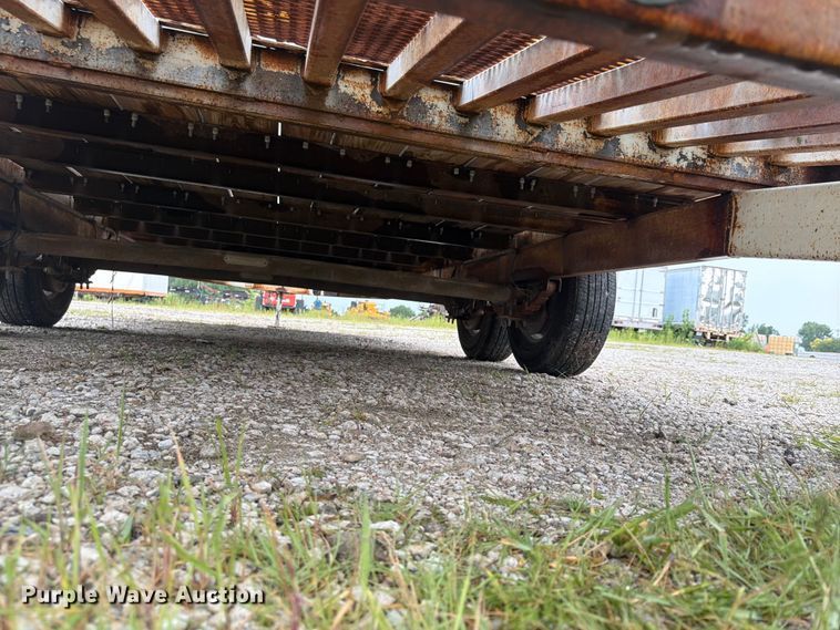 image for item FP4005 2002 Ullhaul utility trailer