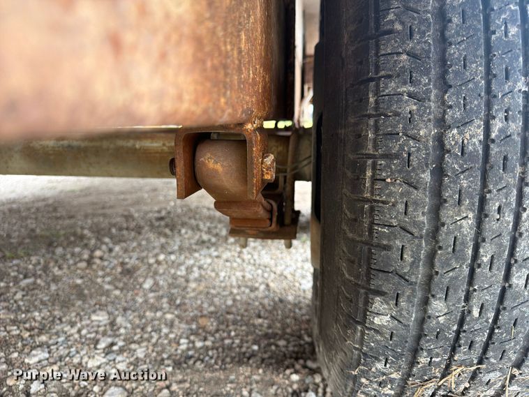 image for item FP4005 2002 Ullhaul utility trailer