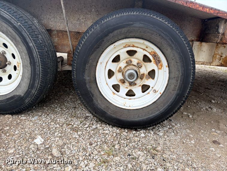 image for item FP4005 2002 Ullhaul utility trailer