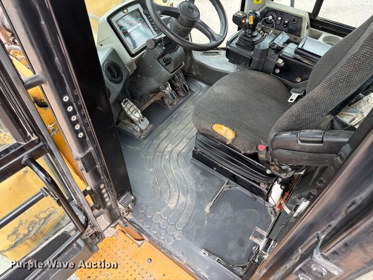 image for item FP4007 2014 Caterpillar 950K wheel loader