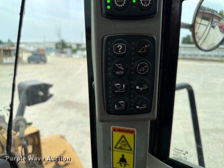 image for item FP4007 2014 Caterpillar 950K wheel loader