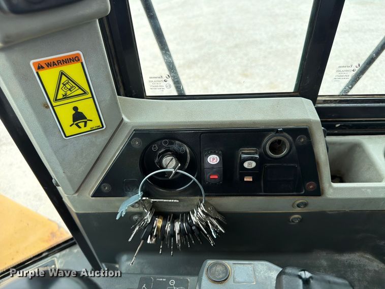 image for item FP4007 2014 Caterpillar 950K wheel loader