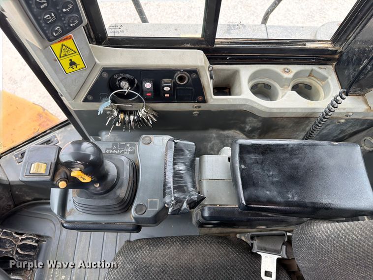 image for item FP4007 2014 Caterpillar 950K wheel loader