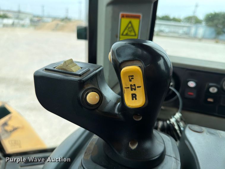 image for item FP4007 2014 Caterpillar 950K wheel loader
