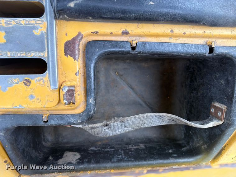 image for item FP4017 1983 Caterpillar D6D dozer