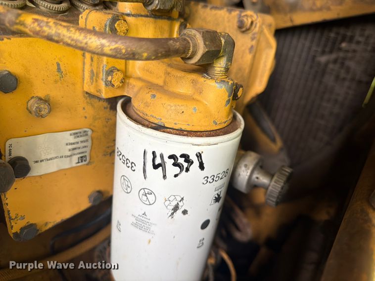 image for item FP4017 1983 Caterpillar D6D dozer