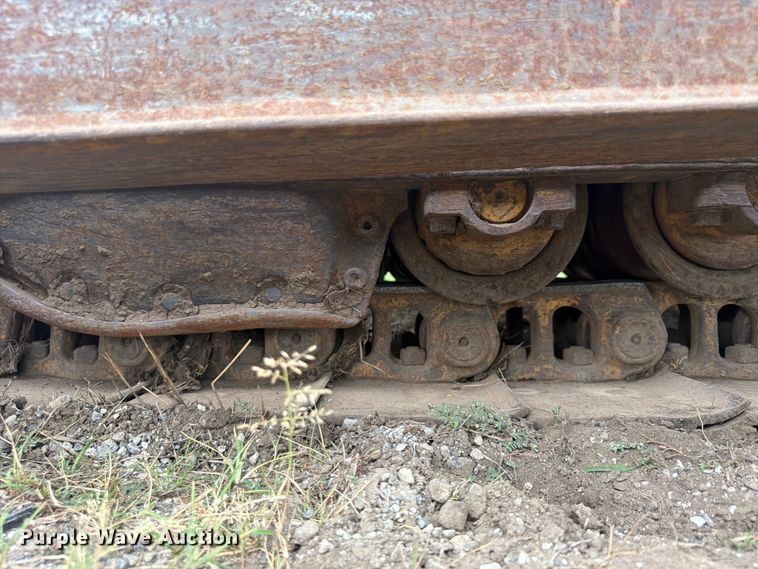 image for item FP4017 1983 Caterpillar D6D dozer