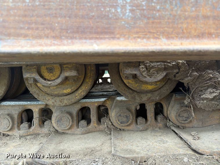 image for item FP4017 1983 Caterpillar D6D dozer