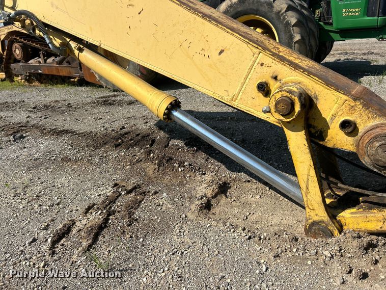 image for item FT6080 2005 Komatsu PC300LC-7L excavator
