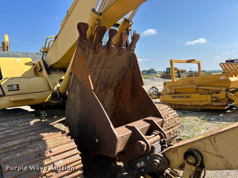 image for item FT6080 2005 Komatsu PC300LC-7L excavator