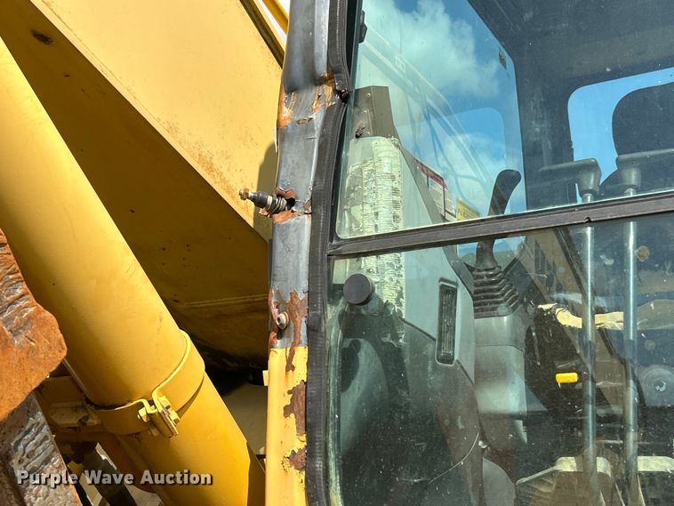 image for item FT6080 2005 Komatsu PC300LC-7L excavator