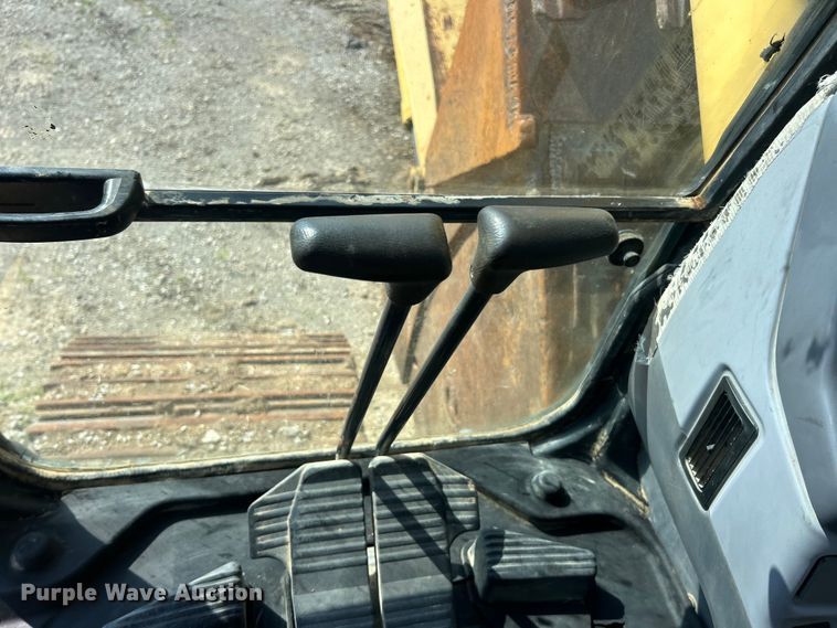 image for item FT6080 2005 Komatsu PC300LC-7L excavator
