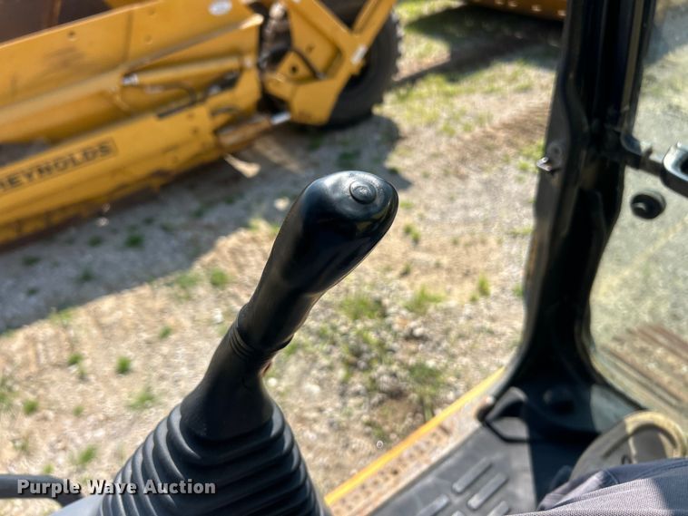 image for item FT6080 2005 Komatsu PC300LC-7L excavator