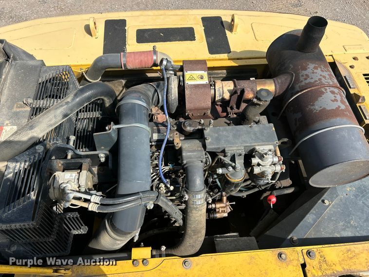 image for item FT6080 2005 Komatsu PC300LC-7L excavator