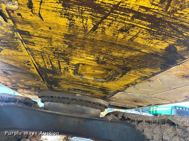 image for item FT6080 2005 Komatsu PC300LC-7L excavator