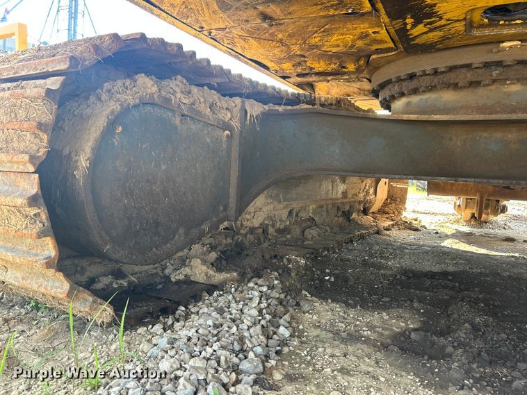 image for item FT6080 2005 Komatsu PC300LC-7L excavator
