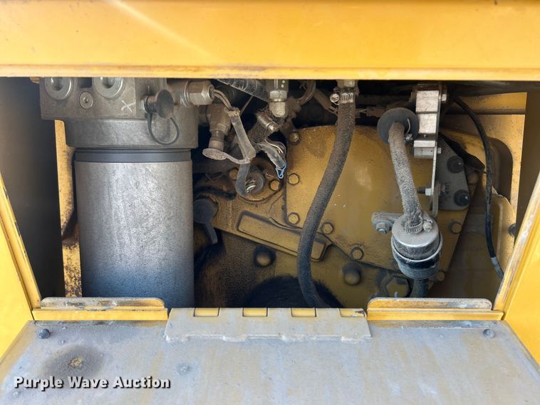 image for item FT6081 2013 Caterpillar D6N LGP dozer