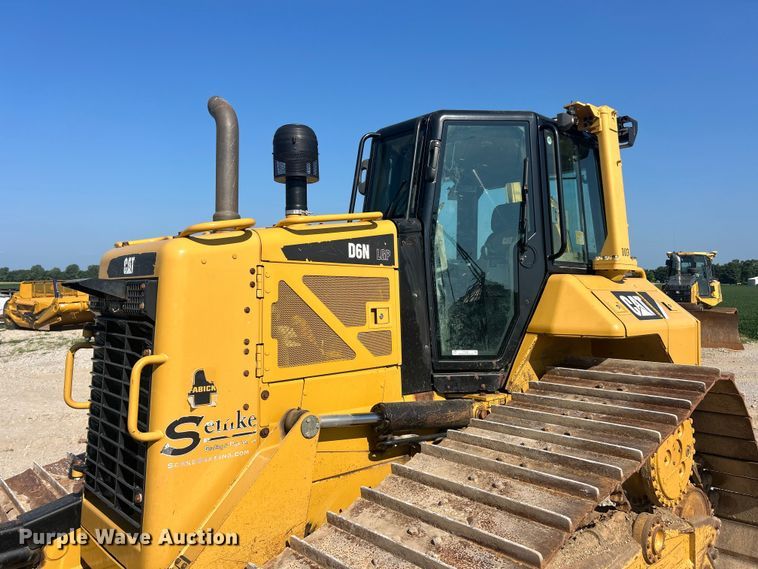 image for item FT6081 2013 Caterpillar D6N LGP dozer