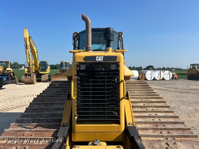 image for item FT6081 2013 Caterpillar D6N LGP dozer