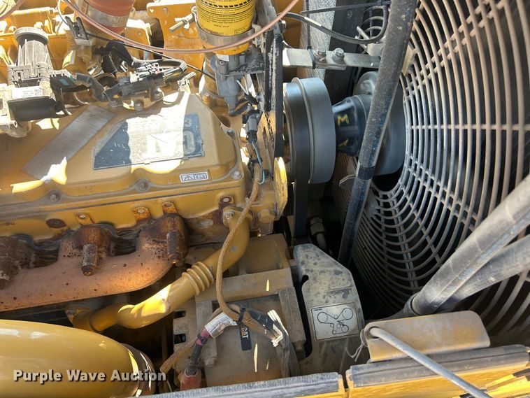 image for item FT6081 2013 Caterpillar D6N LGP dozer