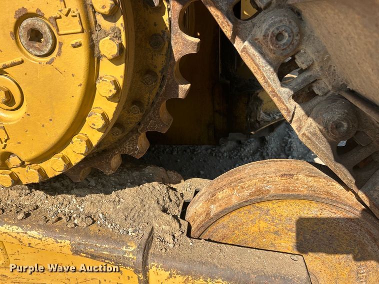 image for item FT6081 2013 Caterpillar D6N LGP dozer