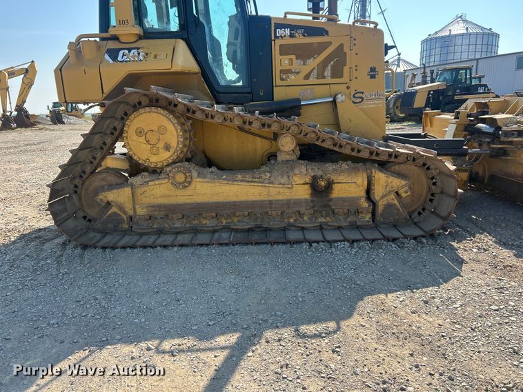 image for item FT6081 2013 Caterpillar D6N LGP dozer