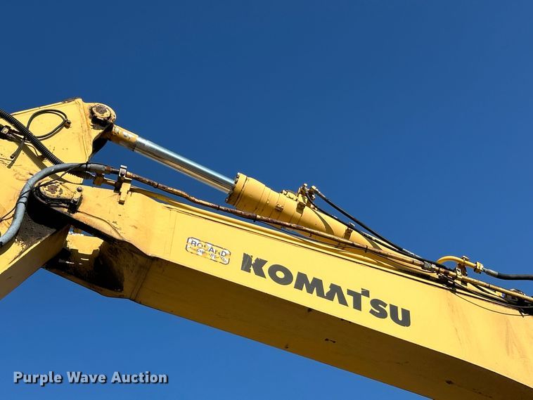 image for item FT6082 2002 Komatsu PC300LC-6LE excavator
