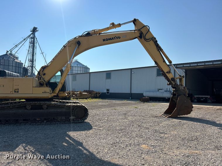 image for item FT6082 2002 Komatsu PC300LC-6LE excavator