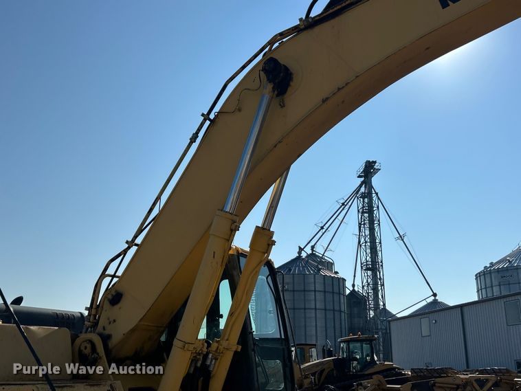 image for item FT6082 2002 Komatsu PC300LC-6LE excavator