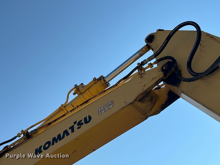 image for item FT6082 2002 Komatsu PC300LC-6LE excavator