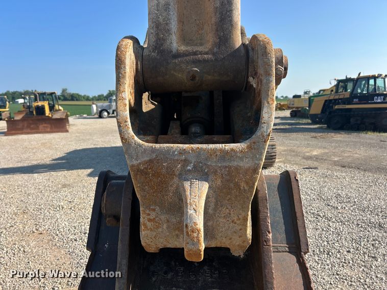 image for item FT6082 2002 Komatsu PC300LC-6LE excavator