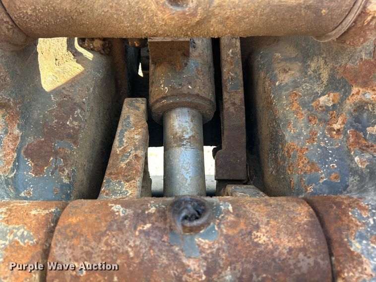 image for item FT6082 2002 Komatsu PC300LC-6LE excavator