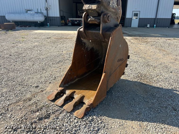 image for item FT6082 2002 Komatsu PC300LC-6LE excavator