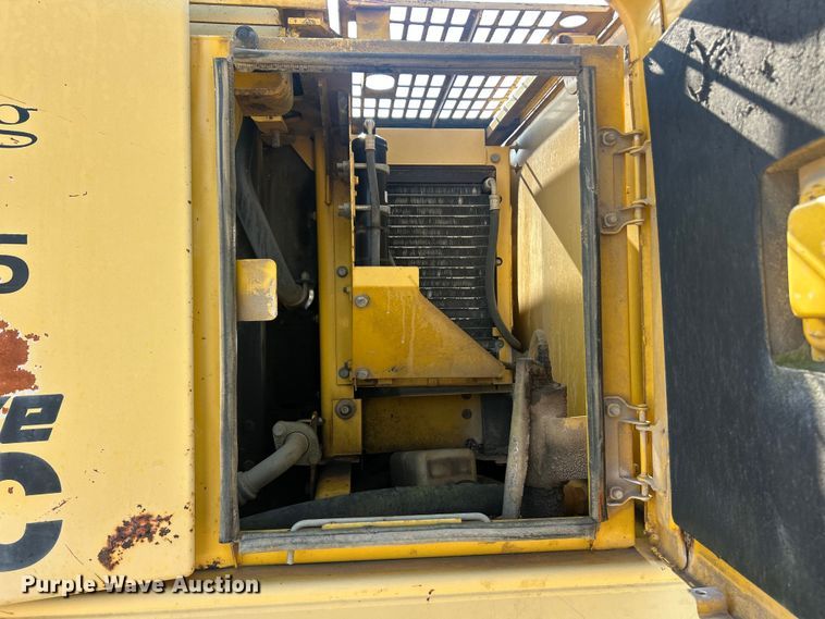 image for item FT6082 2002 Komatsu PC300LC-6LE excavator